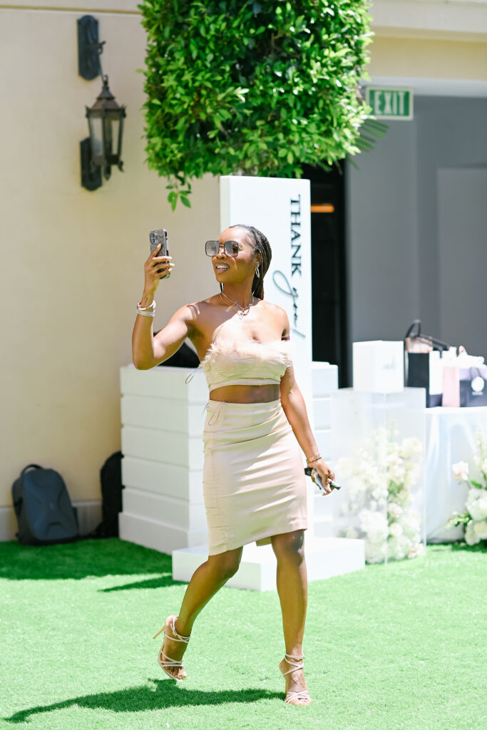 Bridal shower moment